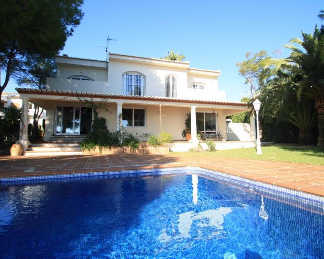 Chalet · Venta · Calpe · 1156