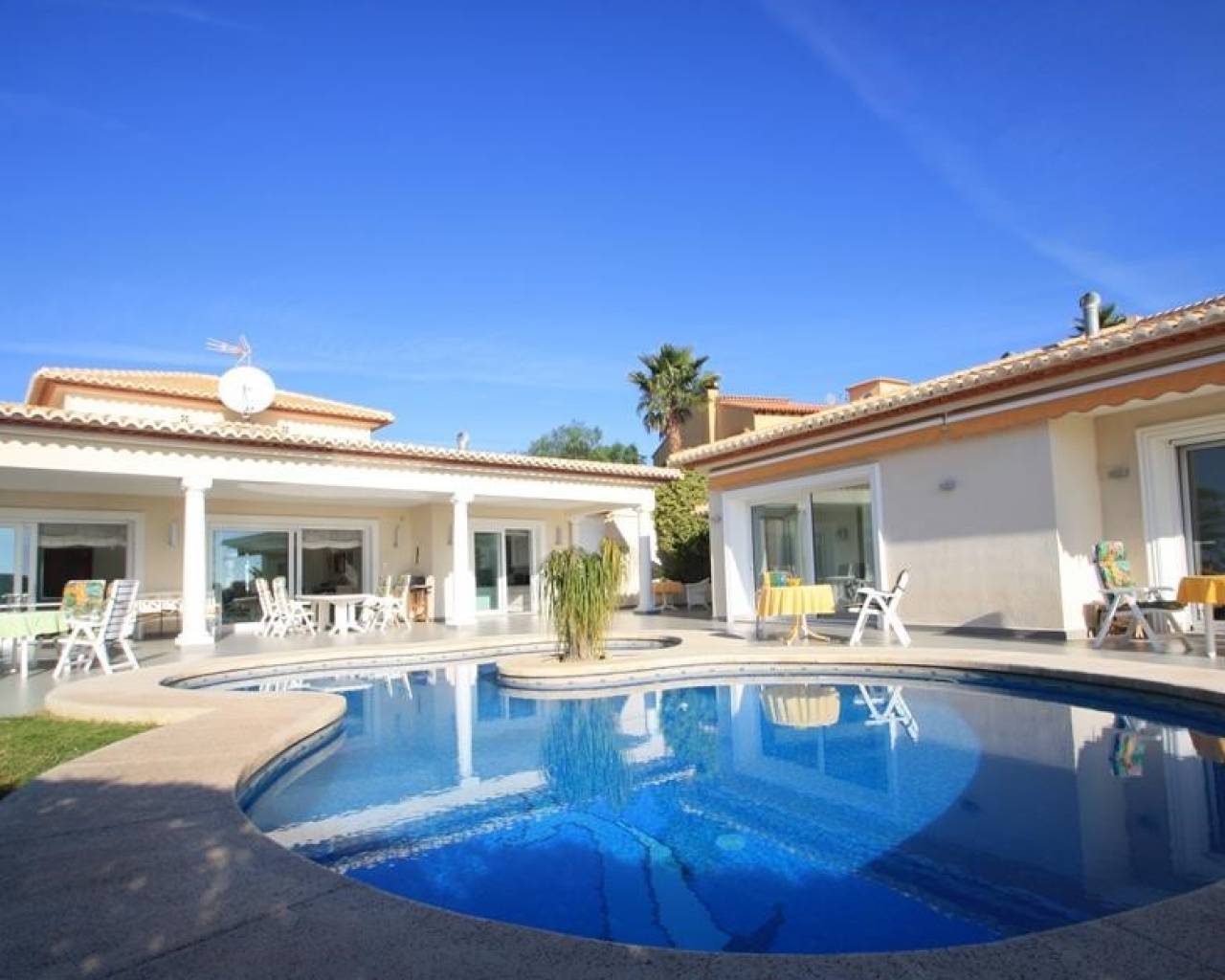 Chalet · Venta · Calpe · 1595