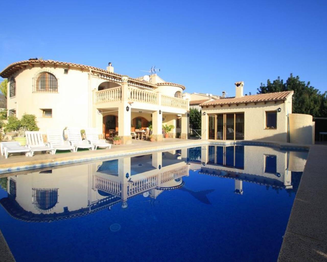 Chalet · Venta · Calpe · 1600