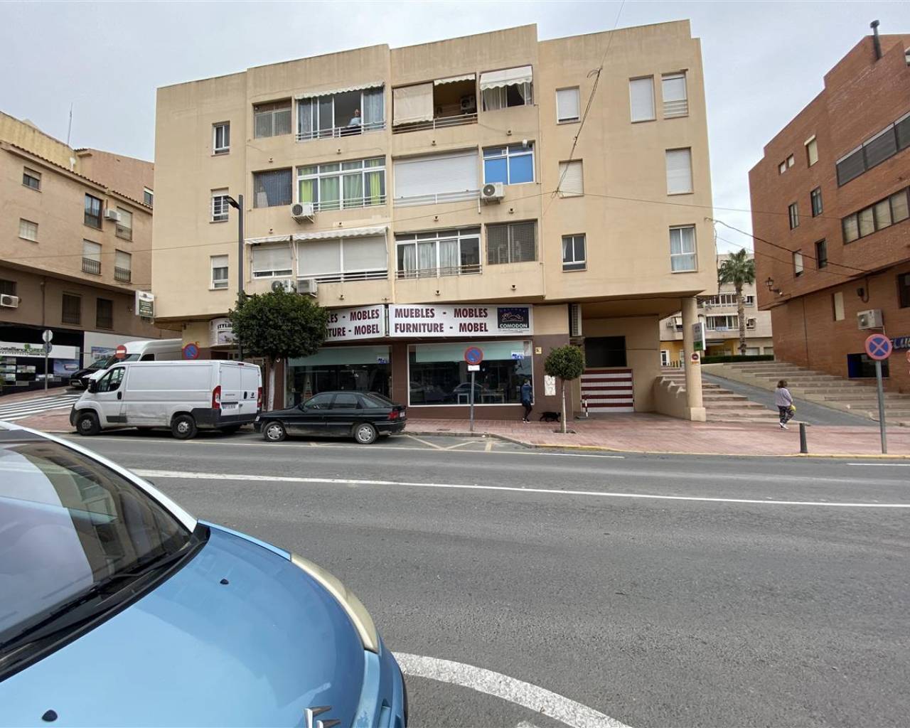 Commercial property - Resale - Alfas del Pí - Avenida Pais Valencia