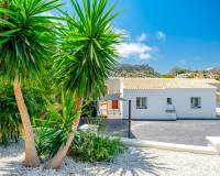 Resale - Villa - Calpe - Puerto blanco