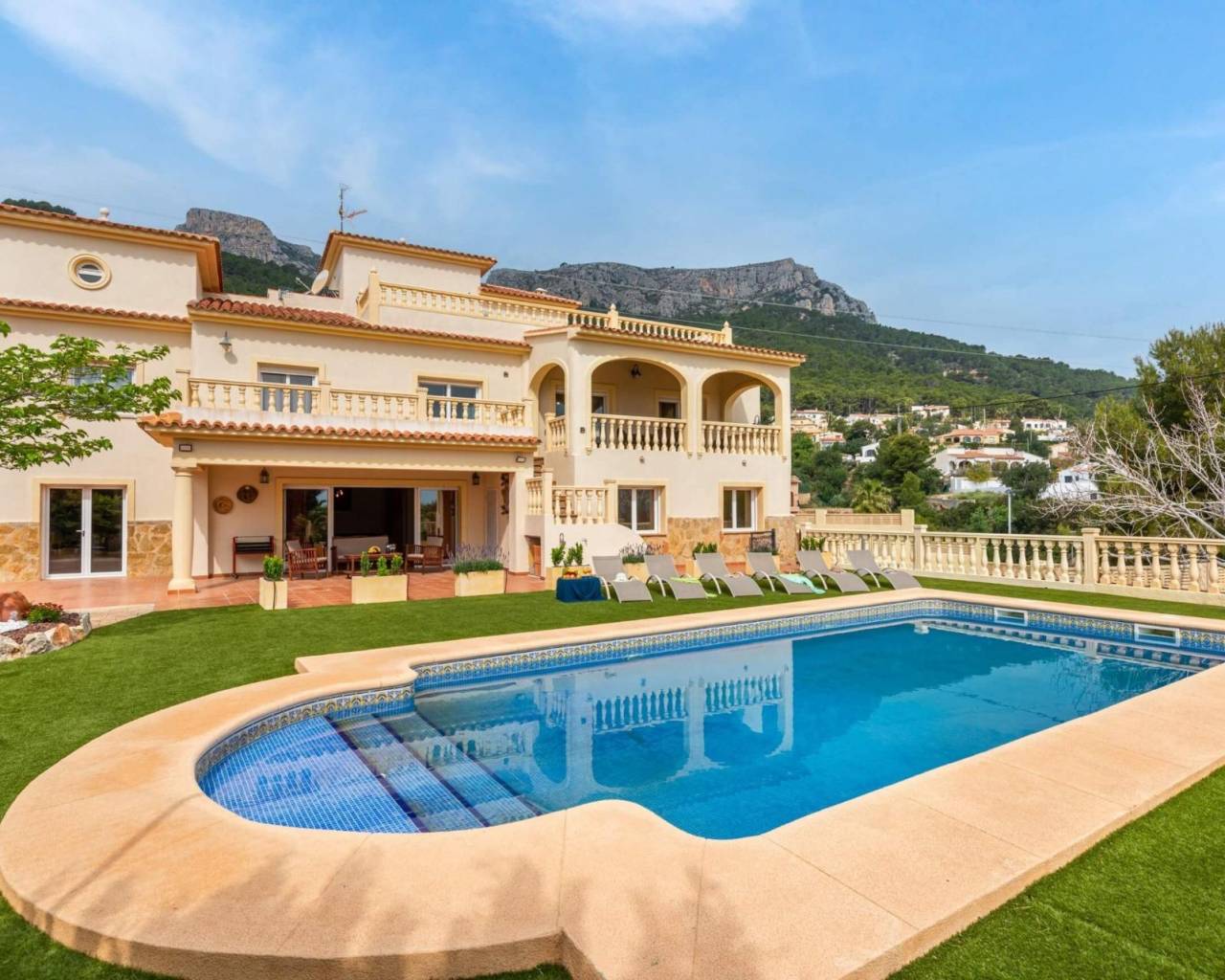 Villa - Resale - Calpe - Estacion