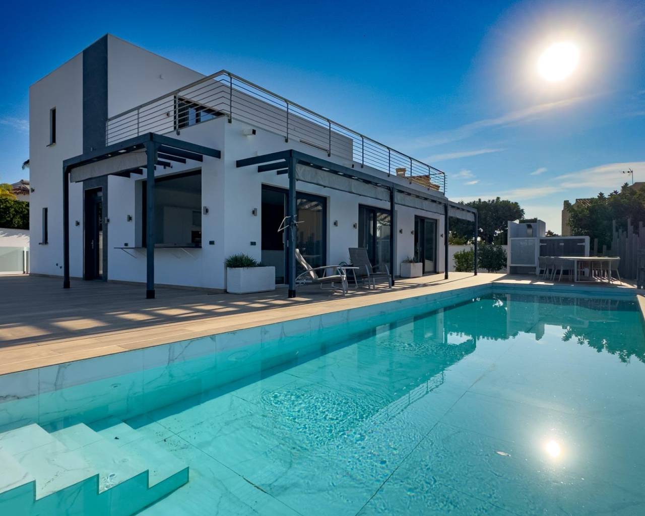 Villa · Resale · Calpe · M--75676